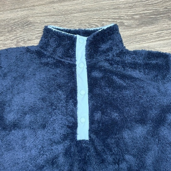 Vineyard Vines Navy Plush Teddy Snap-Placket Popover in Deep Bay Large 242 - Picture 6 of 12